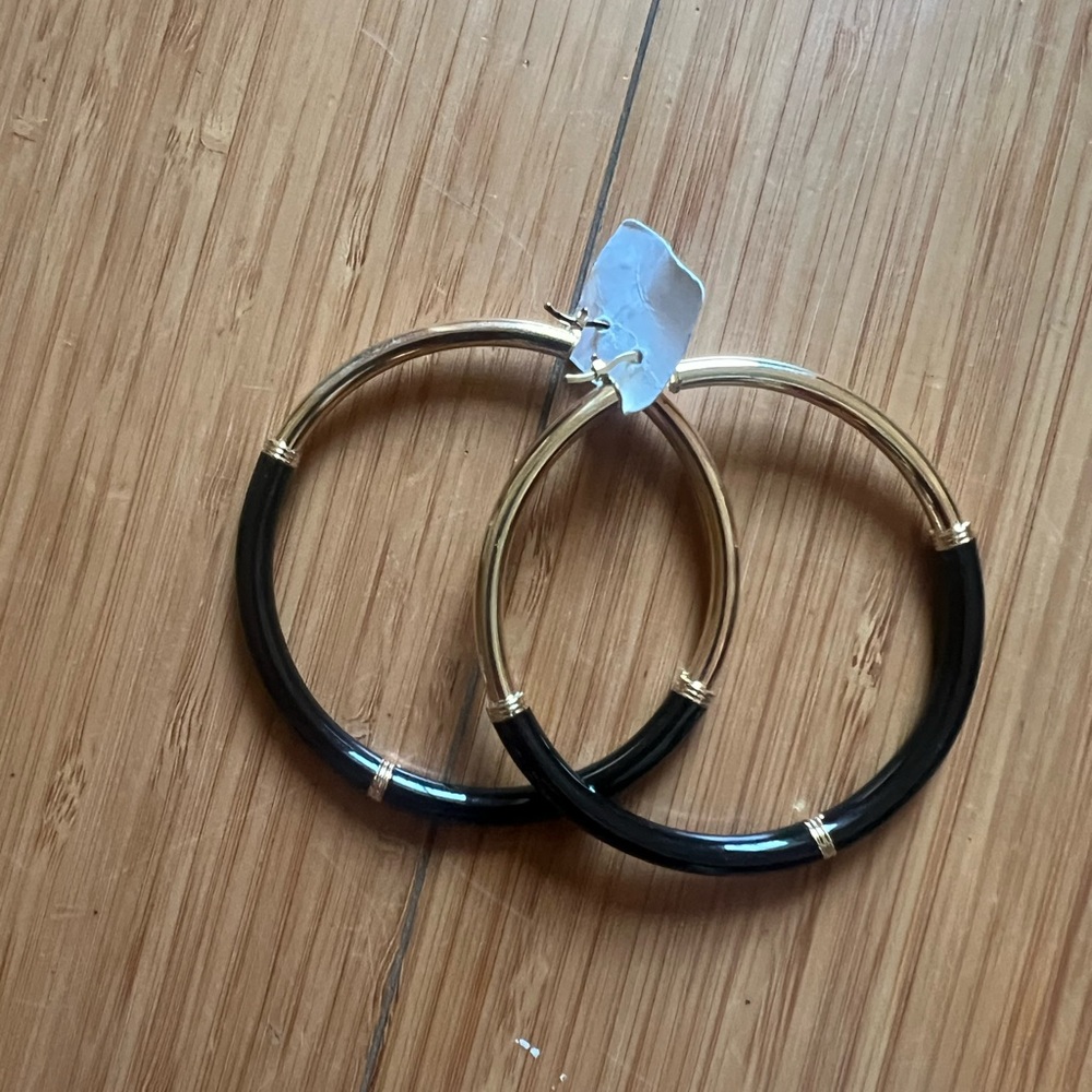 Elegant Black and Gold Hoop Earrings